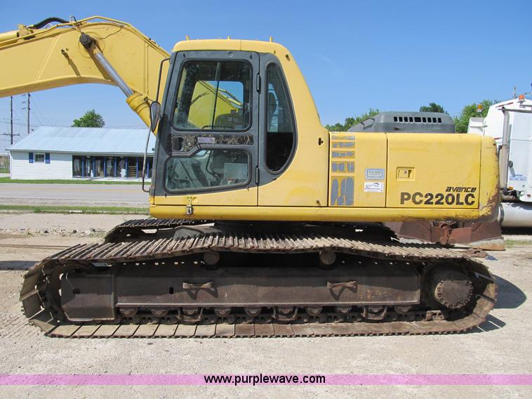 image for item B2715 1999 Komatsu PC220LC-6LE excavator
