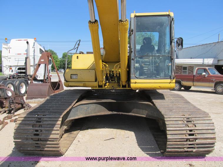 image for item B2715 1999 Komatsu PC220LC-6LE excavator