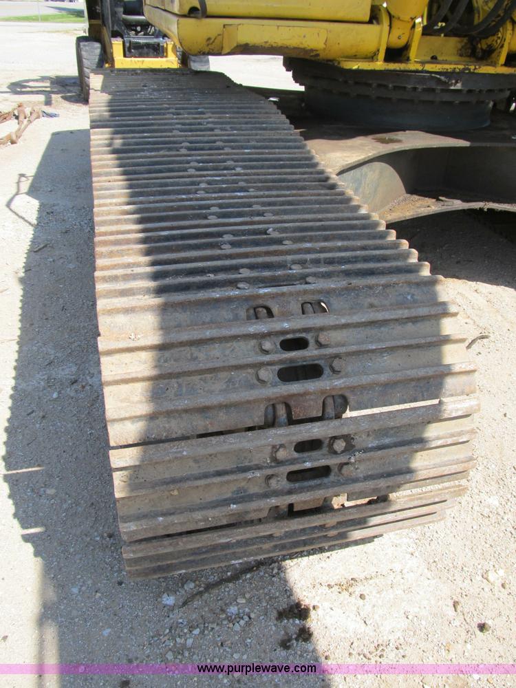 image for item B2715 1999 Komatsu PC220LC-6LE excavator