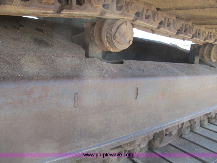 image for item B2715 1999 Komatsu PC220LC-6LE excavator