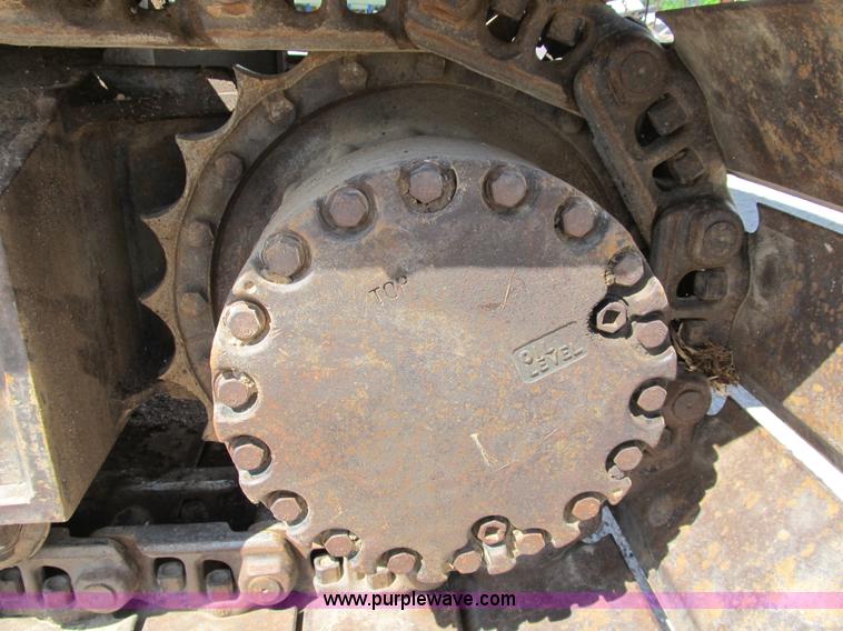 image for item B2715 1999 Komatsu PC220LC-6LE excavator