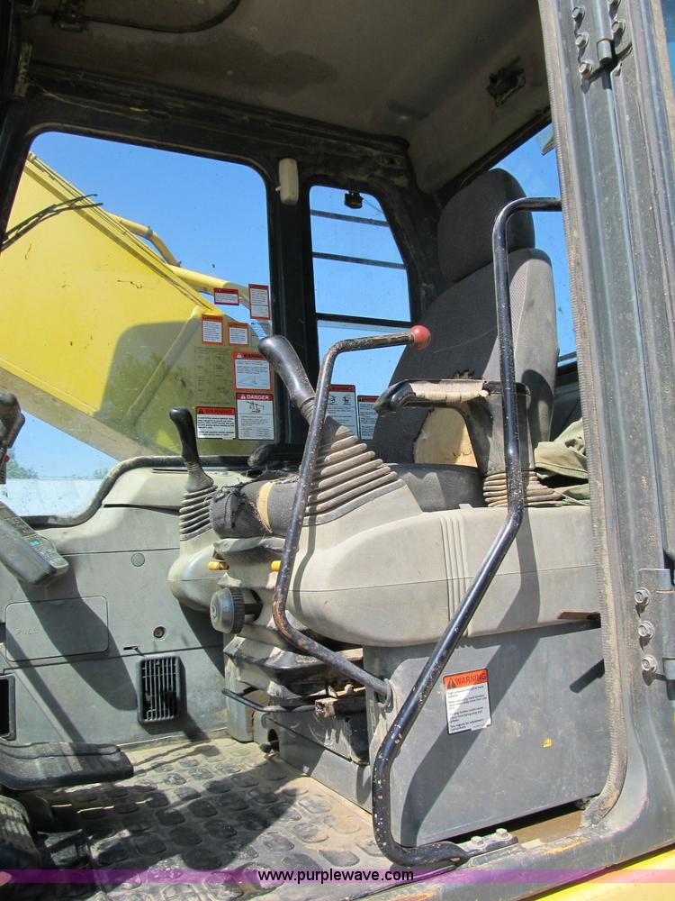 image for item B2715 1999 Komatsu PC220LC-6LE excavator