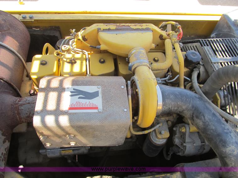 image for item B2715 1999 Komatsu PC220LC-6LE excavator