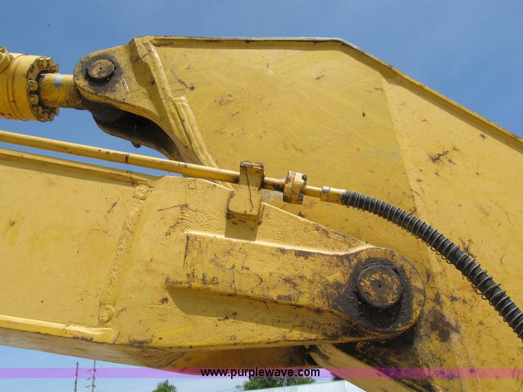 image for item B2715 1999 Komatsu PC220LC-6LE excavator