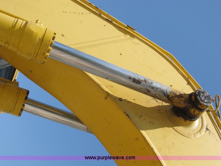 image for item B2715 1999 Komatsu PC220LC-6LE excavator