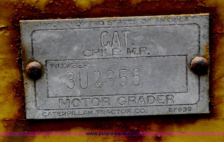 image for item B6608 1950 Caterpillar 112 motor grader