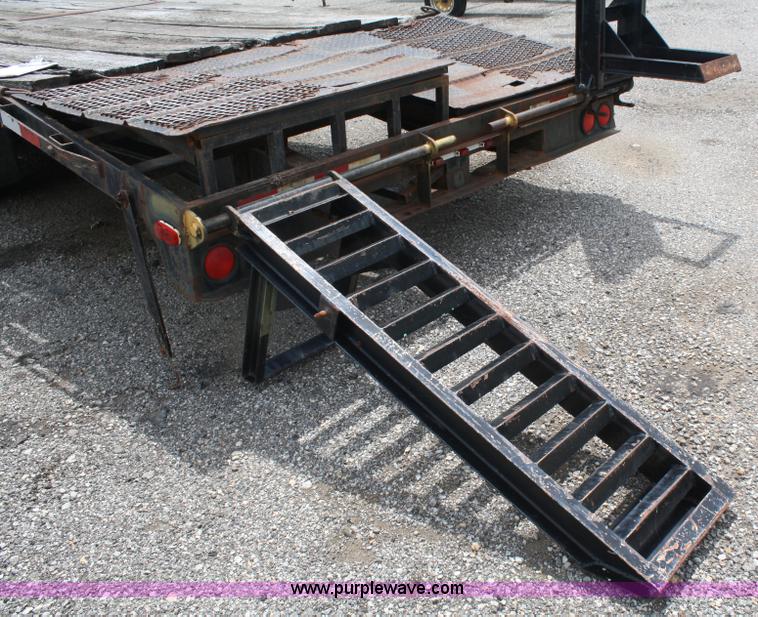 image for item B6682 1993 Gold Star double axle trailer