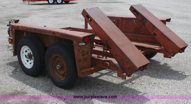 image for item B6683 1978 Ditch Witch T6 tandem axle trailer