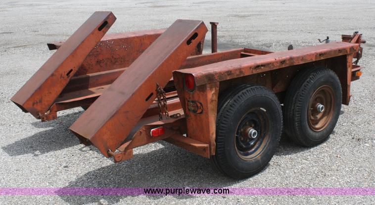 image for item B6683 1978 Ditch Witch T6 tandem axle trailer