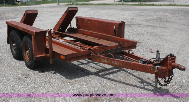image for item B6683 1978 Ditch Witch T6 tandem axle trailer