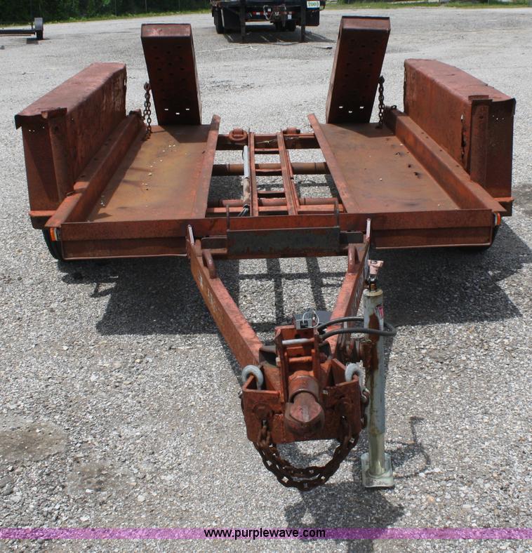 image for item B6683 1978 Ditch Witch T6 tandem axle trailer