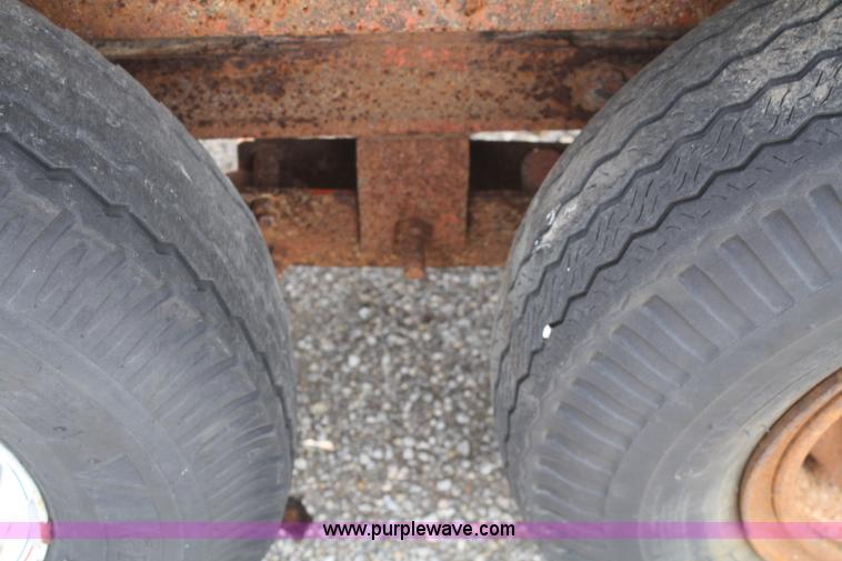 image for item B6683 1978 Ditch Witch T6 tandem axle trailer