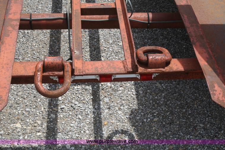 image for item B6683 1978 Ditch Witch T6 tandem axle trailer