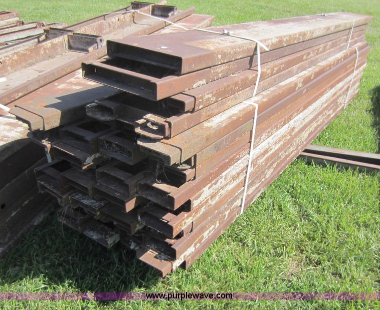 image for item B9120 Concrete forms