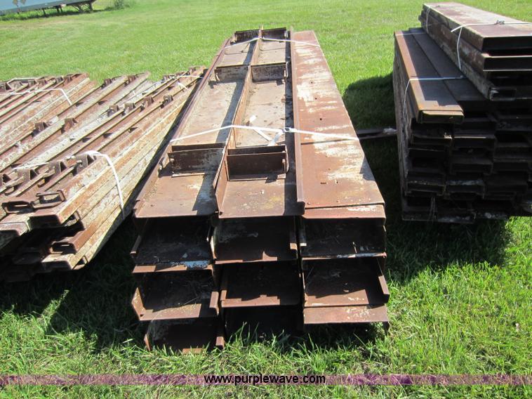 image for item B9120 Concrete forms