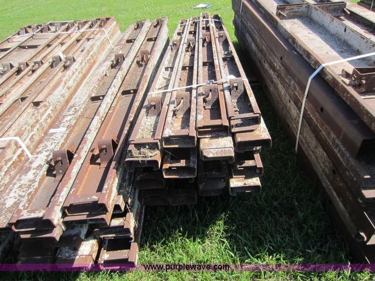 image for item B9120 Concrete forms