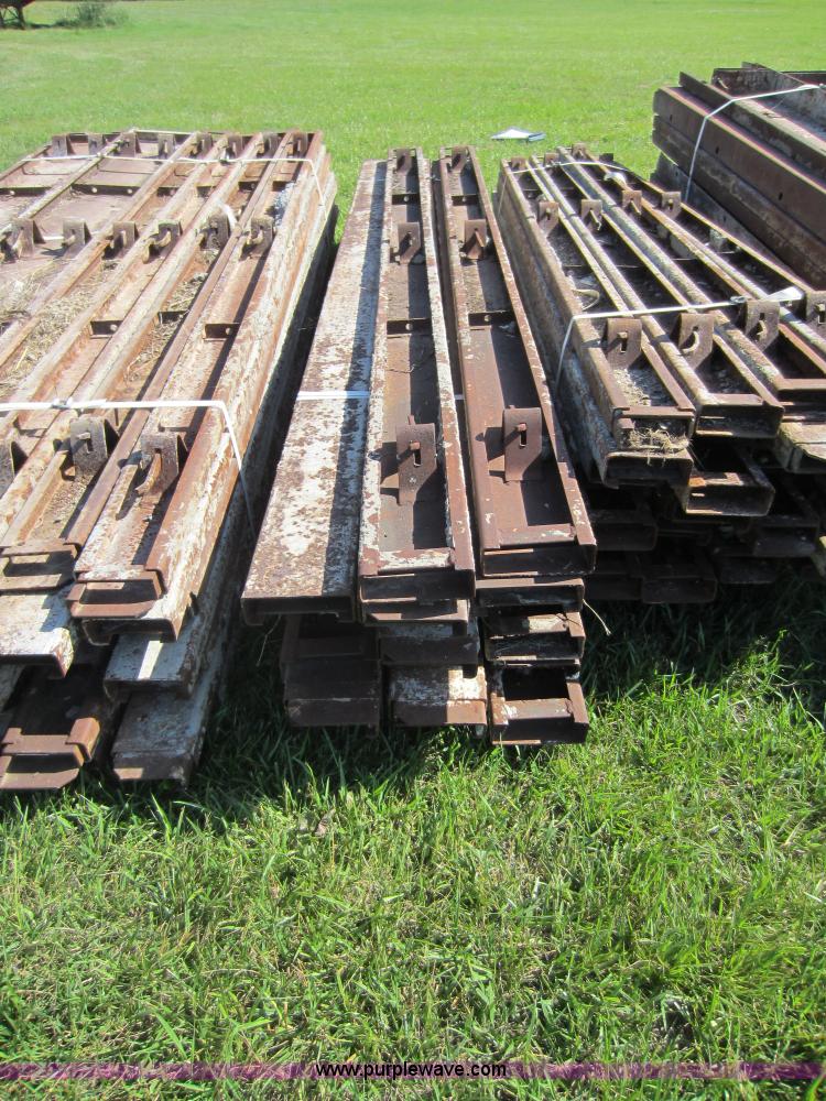 image for item B9120 Concrete forms