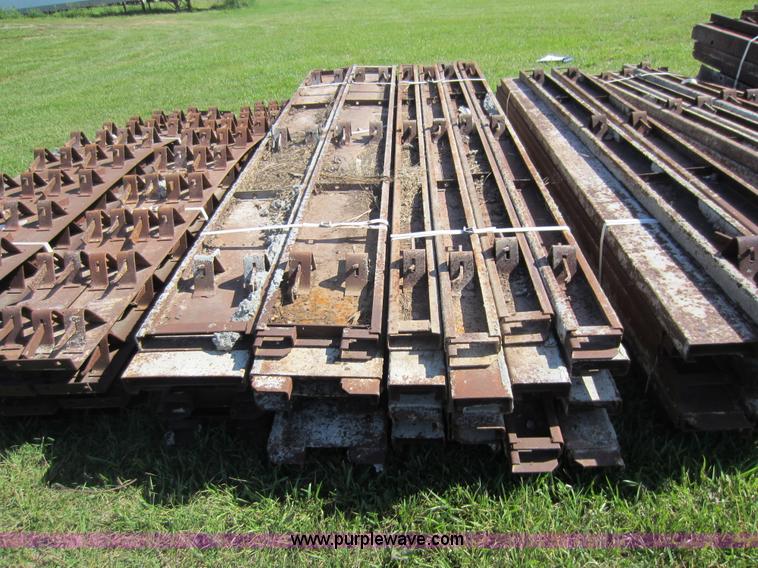 image for item B9120 Concrete forms