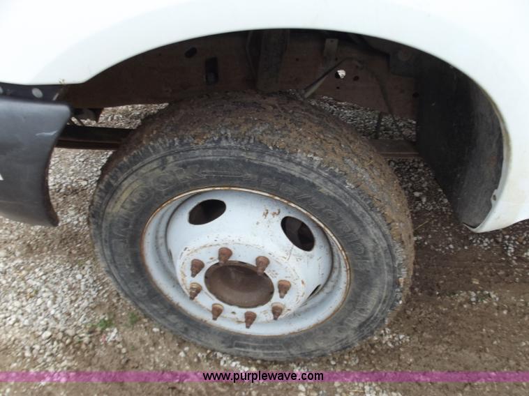 image for item C2091 1999 Ford F450 XL Super Duty dump truck