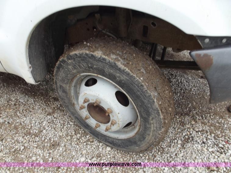 image for item C2091 1999 Ford F450 XL Super Duty dump truck