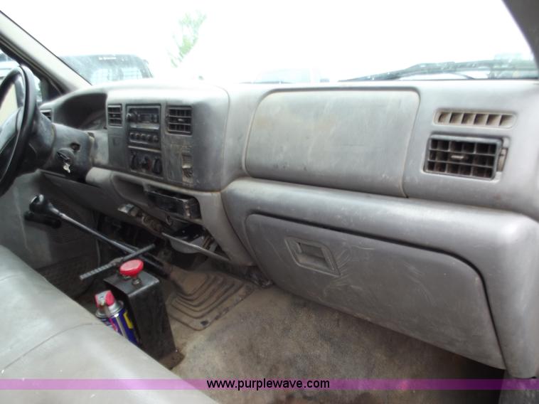 image for item C2091 1999 Ford F450 XL Super Duty dump truck