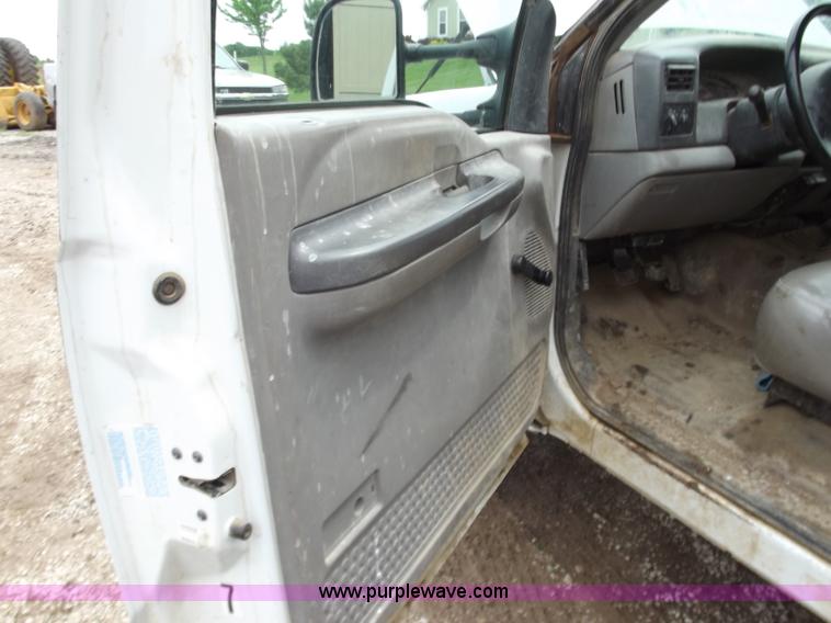 image for item C2091 1999 Ford F450 XL Super Duty dump truck