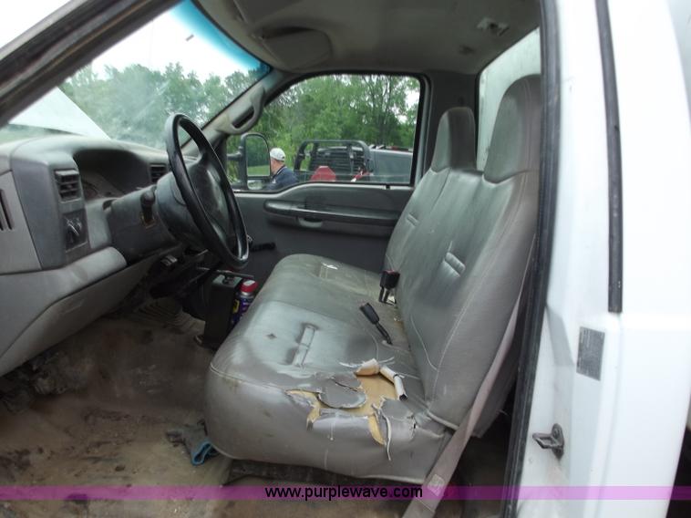 image for item C2091 1999 Ford F450 XL Super Duty dump truck