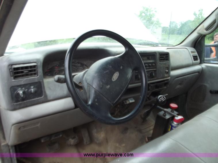 image for item C2091 1999 Ford F450 XL Super Duty dump truck