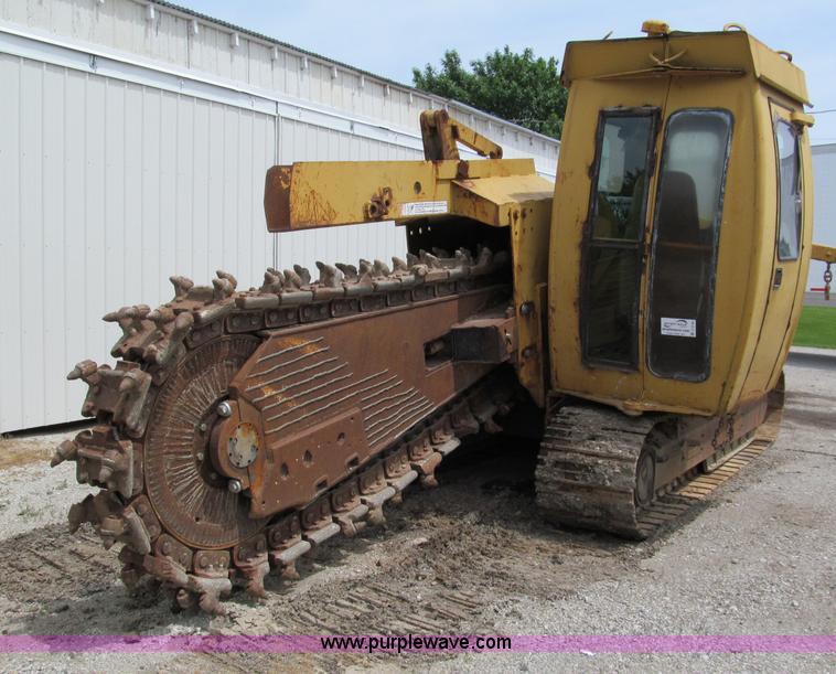 image for item C2146 1988 Vermeer T650 trencher