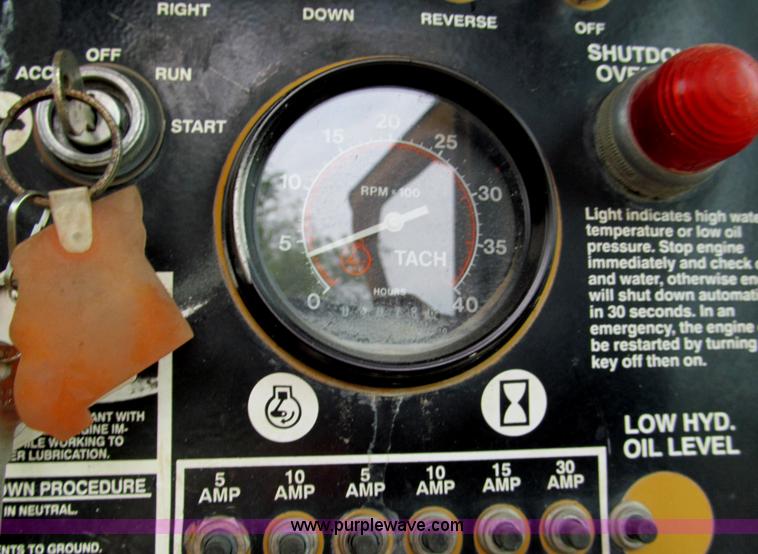 image for item C2146 1988 Vermeer T650 trencher