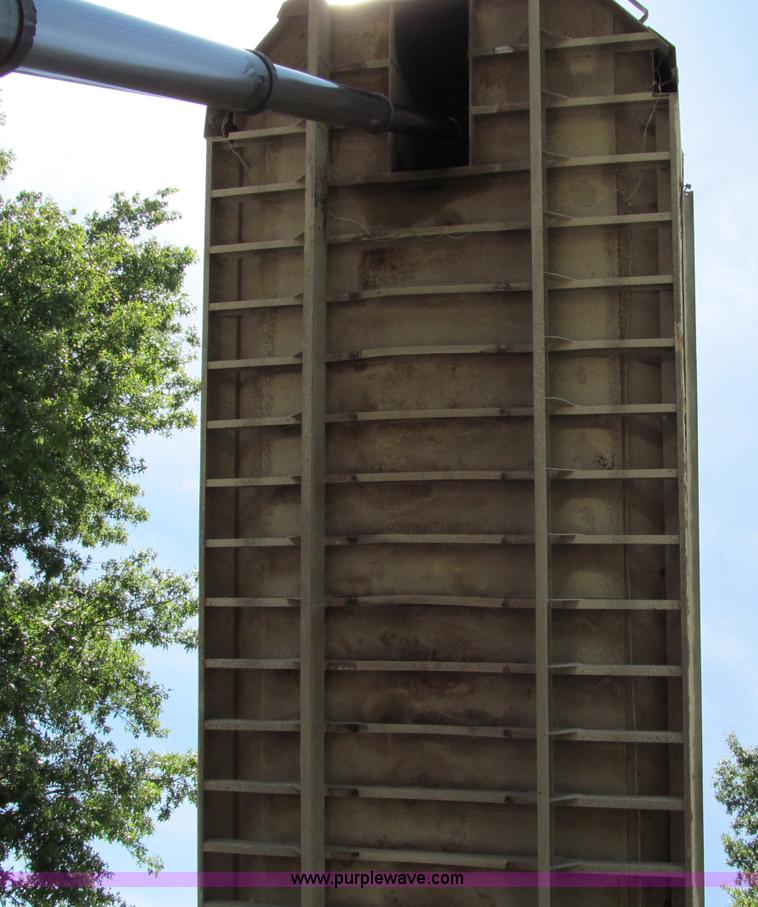 image for item C2169 1978 Copcow triple axle end dump trailer