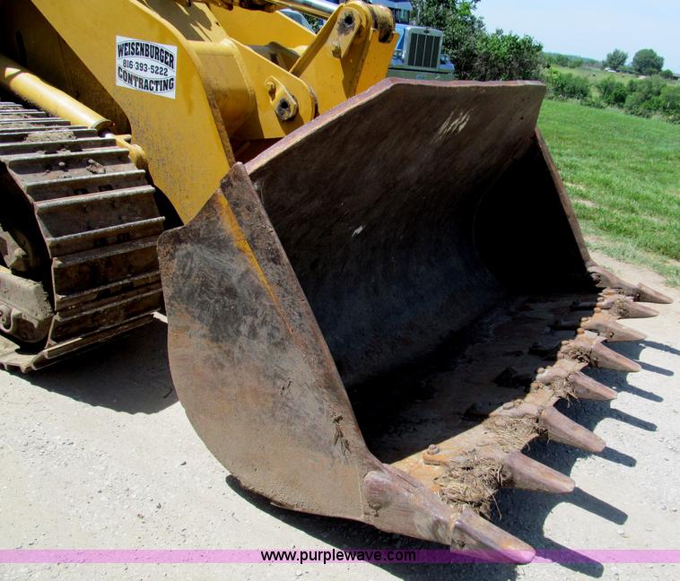 image for item C2171 1993 Caterpillar 953B track loader