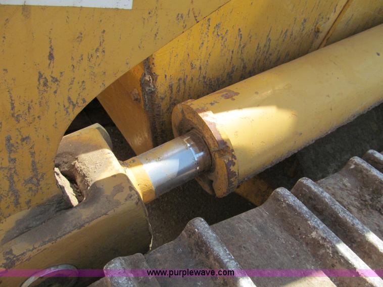 image for item C2171 1993 Caterpillar 953B track loader