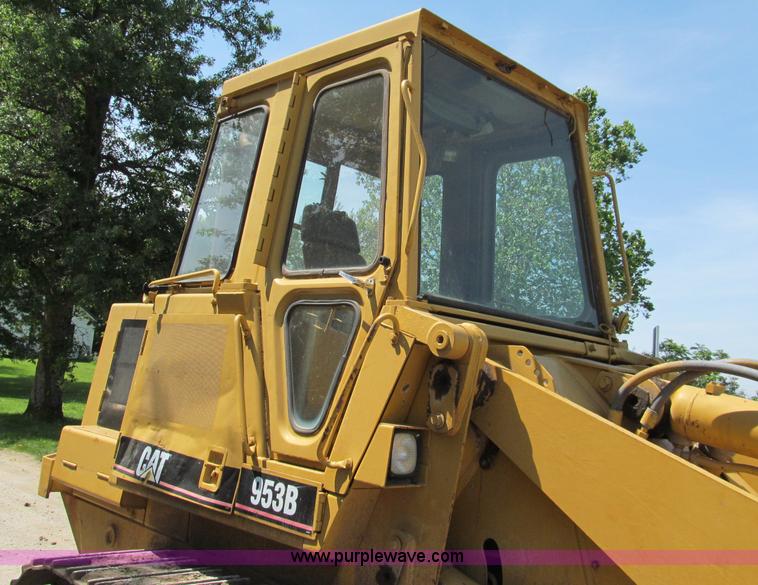 image for item C2171 1993 Caterpillar 953B track loader