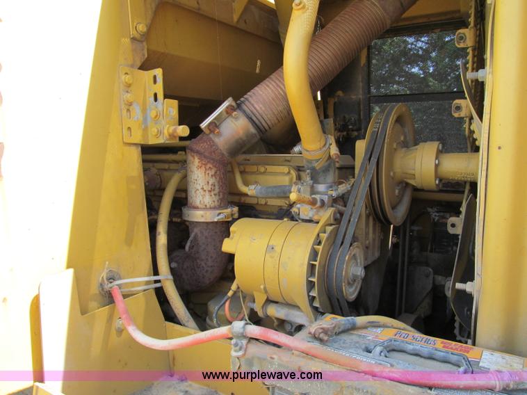 image for item C2171 1993 Caterpillar 953B track loader