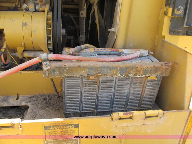 image for item C2171 1993 Caterpillar 953B track loader