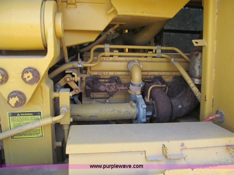 image for item C2171 1993 Caterpillar 953B track loader