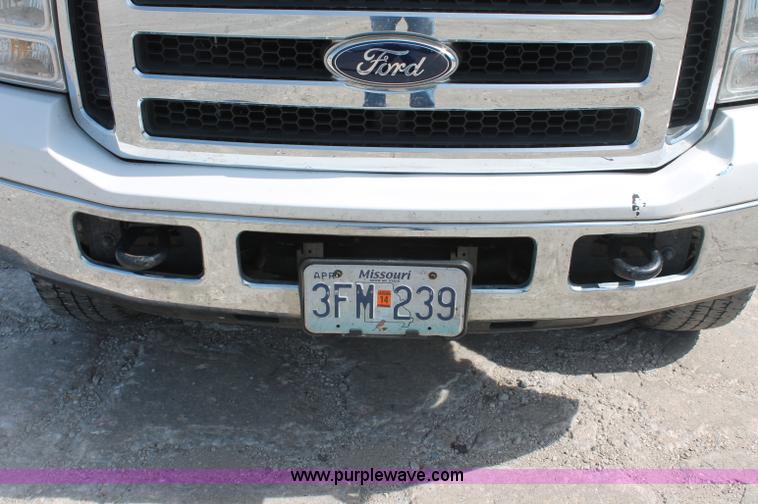 image for item C2510 2006 Ford F250 XLT Super Duty SuperCab pickup truck