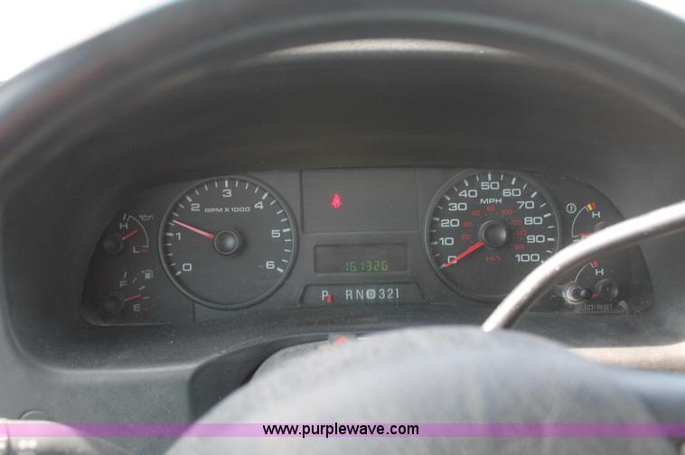 image for item C2510 2006 Ford F250 XLT Super Duty SuperCab pickup truck