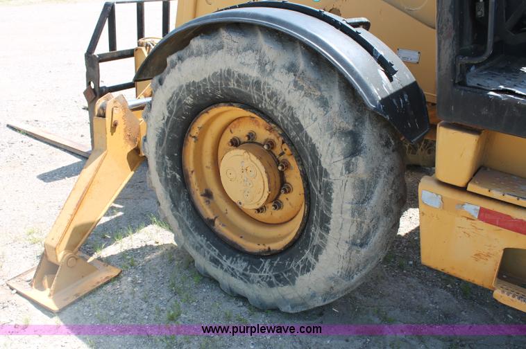 image for item C2511 2000 Caterpillar TH103 telehandler