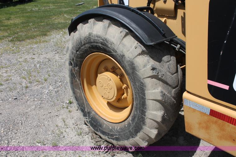 image for item C2511 2000 Caterpillar TH103 telehandler