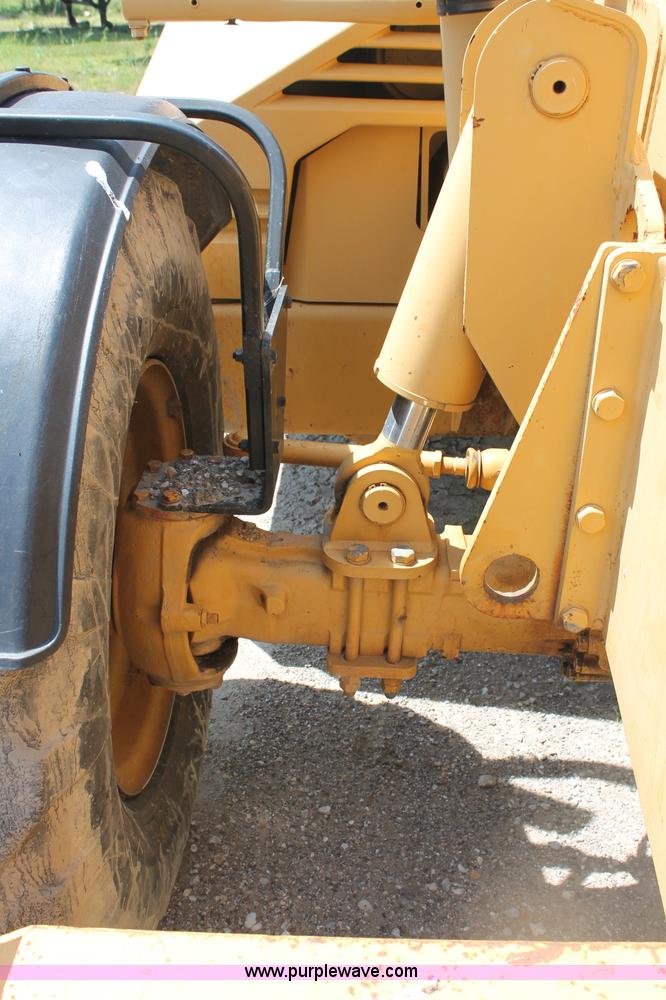 image for item C2511 2000 Caterpillar TH103 telehandler