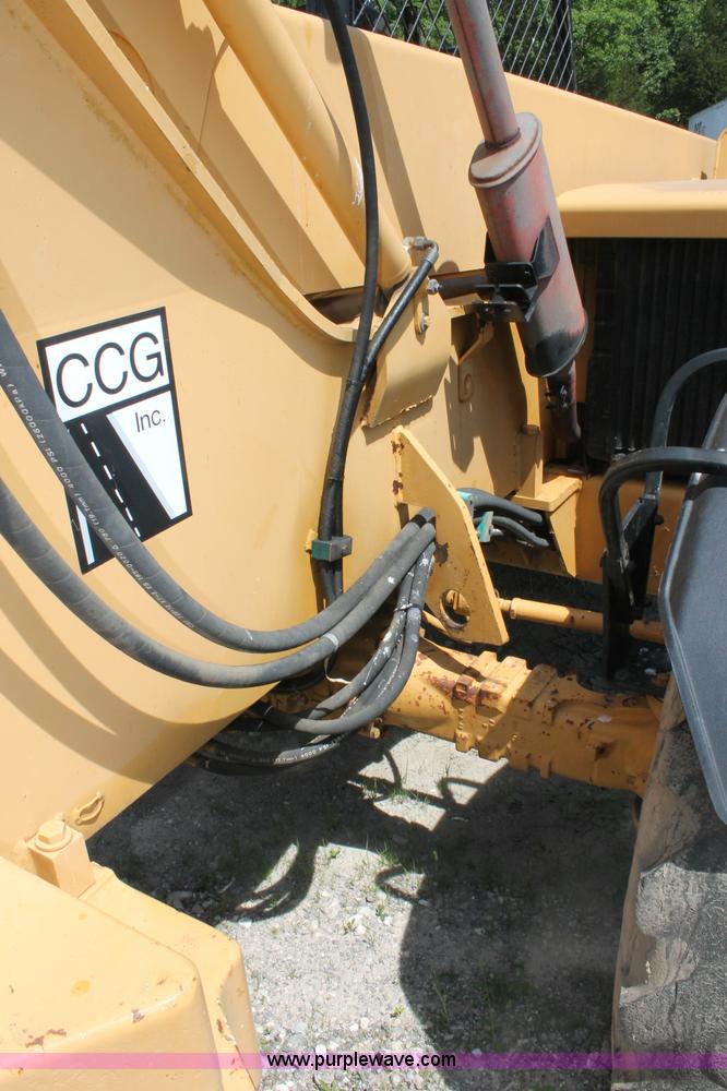 image for item C2511 2000 Caterpillar TH103 telehandler