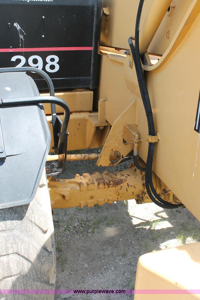 image for item C2511 2000 Caterpillar TH103 telehandler