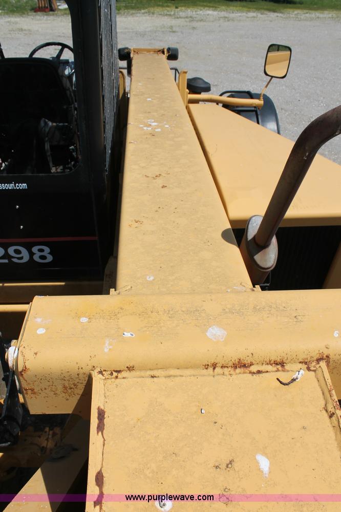 image for item C2511 2000 Caterpillar TH103 telehandler