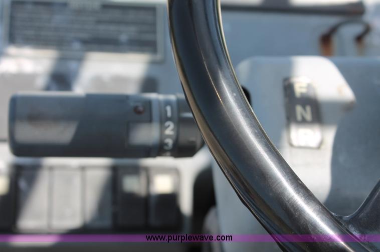 image for item C2511 2000 Caterpillar TH103 telehandler