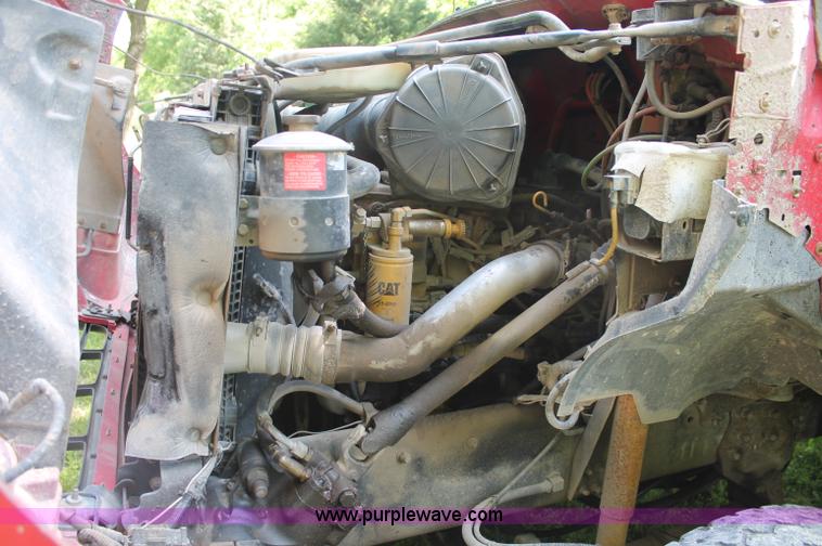 image for item C2513 2000 Ford F750 XL Super Duty single axle dump truck