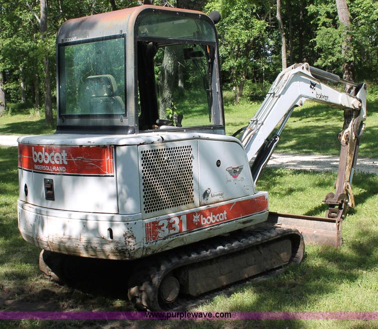 image for item C2514 2000 Bobcat 331C compact excavator