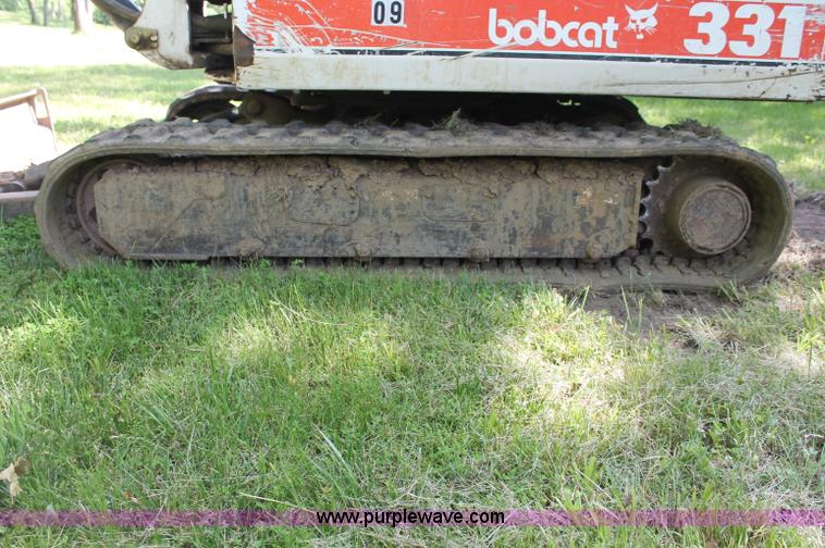image for item C2514 2000 Bobcat 331C compact excavator