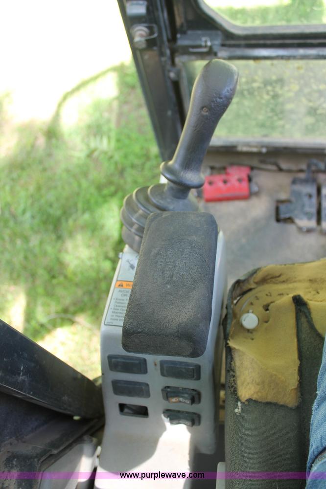 image for item C2514 2000 Bobcat 331C compact excavator